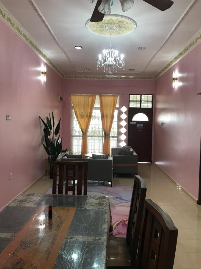 Cozy Homestay Che Yang 쿠알라트렝가누 외부 사진