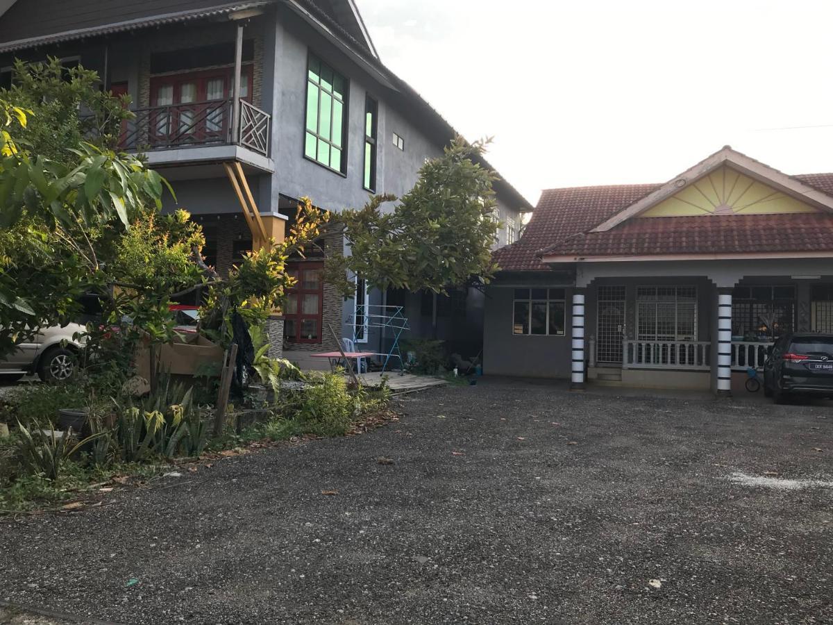 Cozy Homestay Che Yang 쿠알라트렝가누 외부 사진