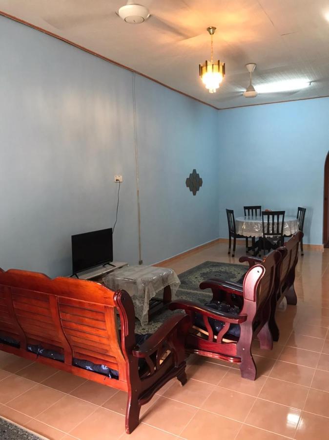 Cozy Homestay Che Yang 쿠알라트렝가누 외부 사진