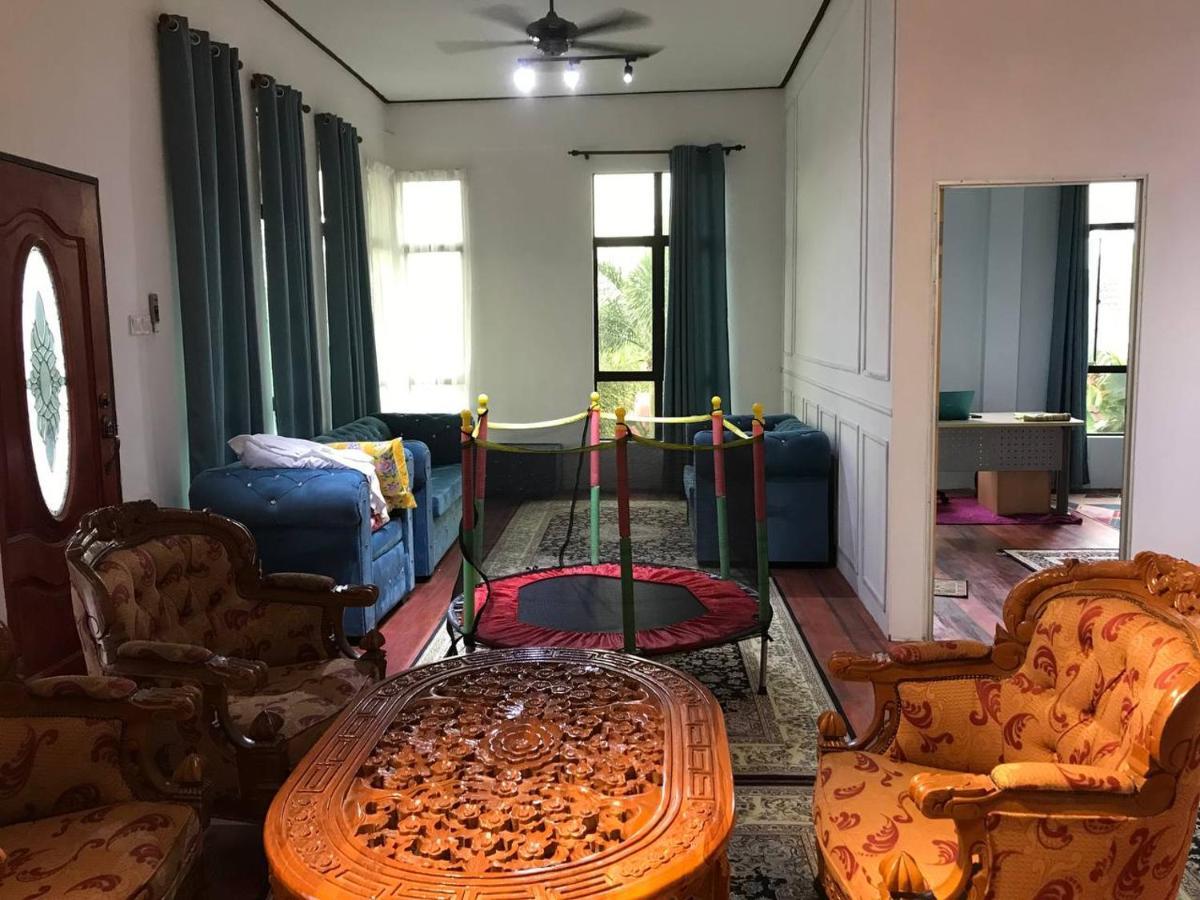 Cozy Homestay Che Yang 쿠알라트렝가누 외부 사진